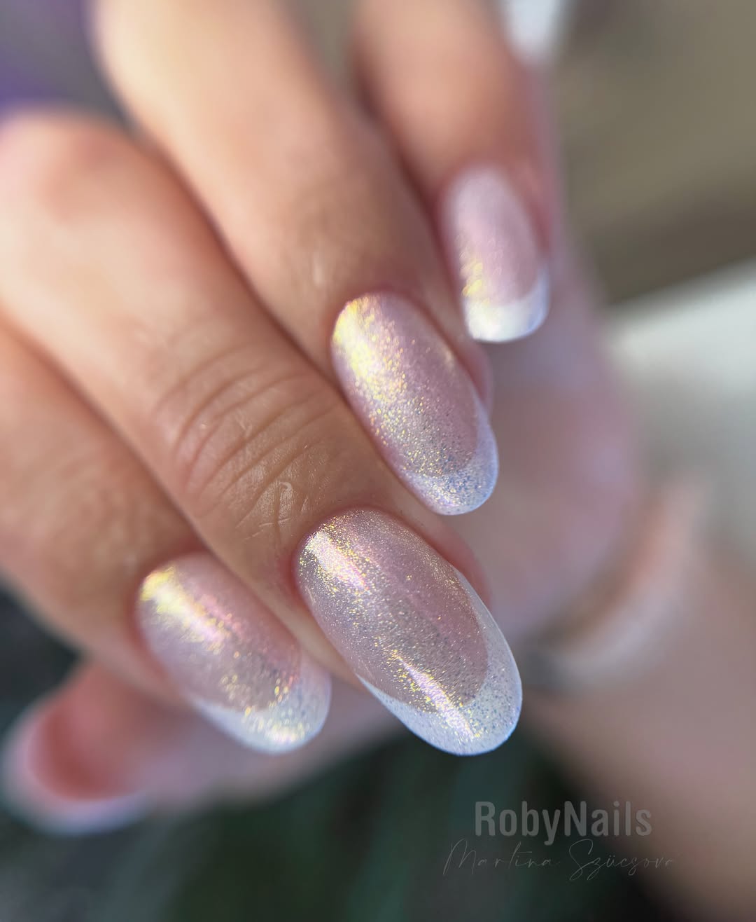 Gel Polish Iridescent Diamond